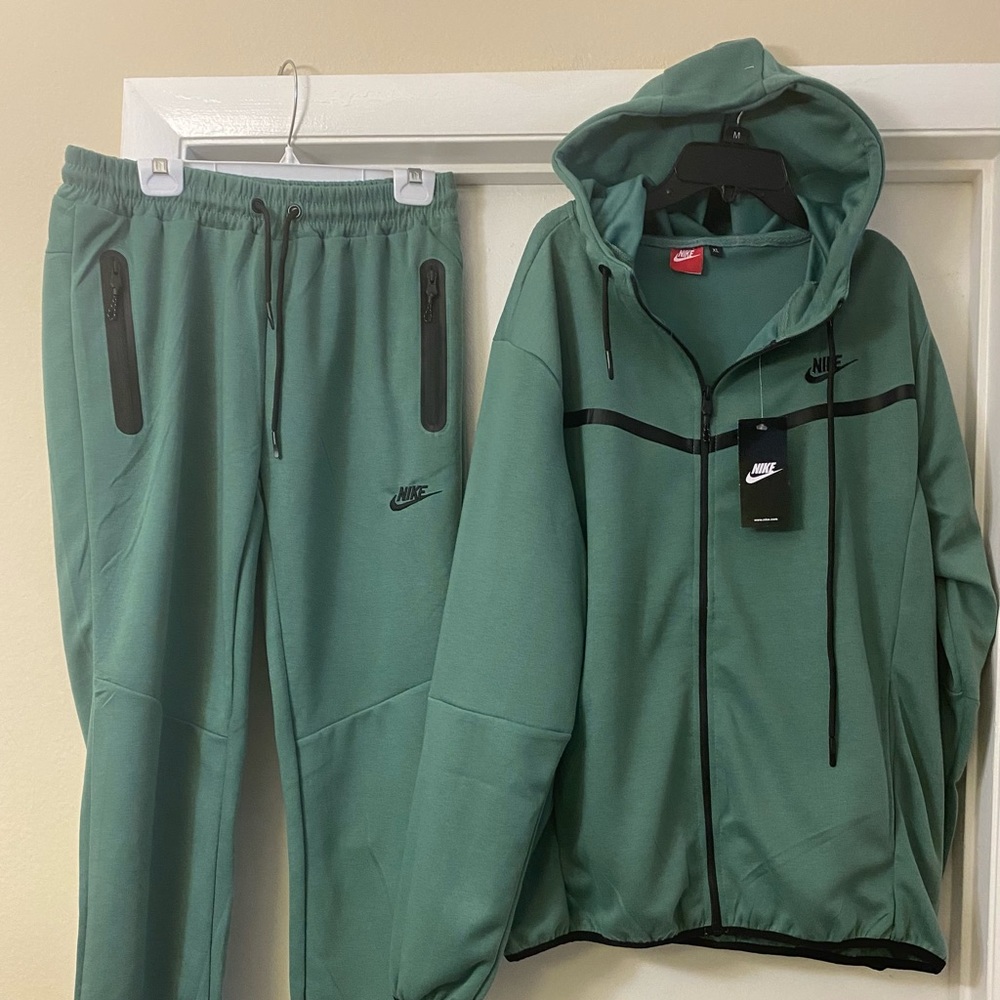 Sweatsuit